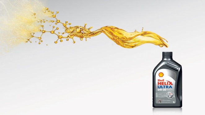 Sebastian Vettel et Kimi Raikkonen font le plein de voitures Ferrari à une station Shell